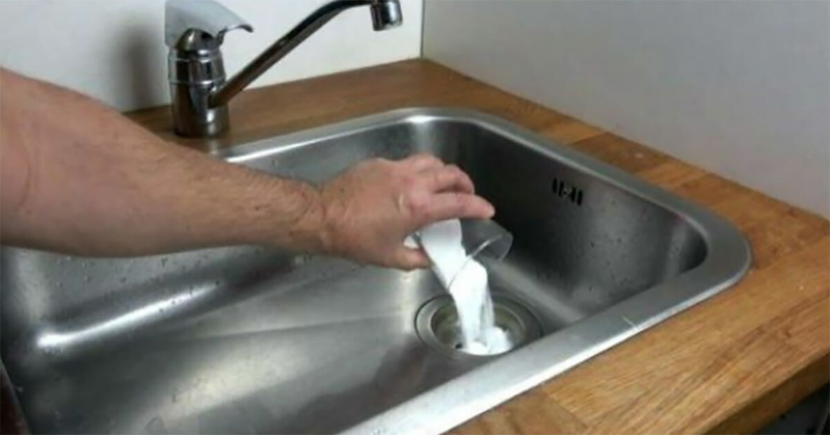 Mormor rensade alltid avloppet med detta jag trodde henne inte förrän