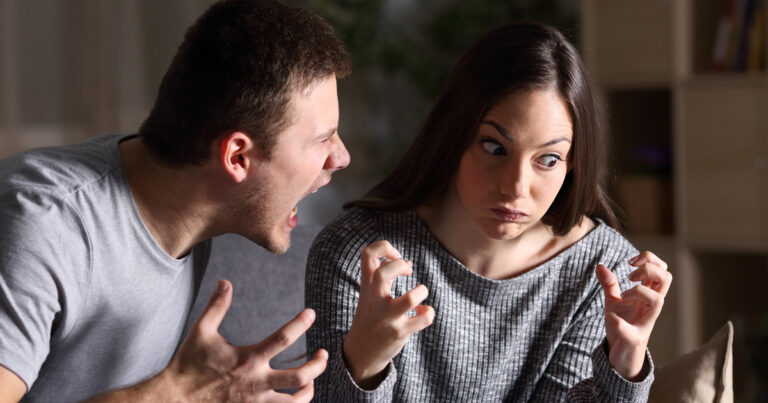20 svenskar avslöjar vad de gör när de är arga på sin partner – och det är hur kul och omoget som helst